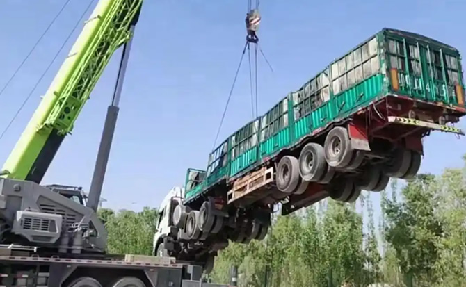 林周道路脱困救援案例